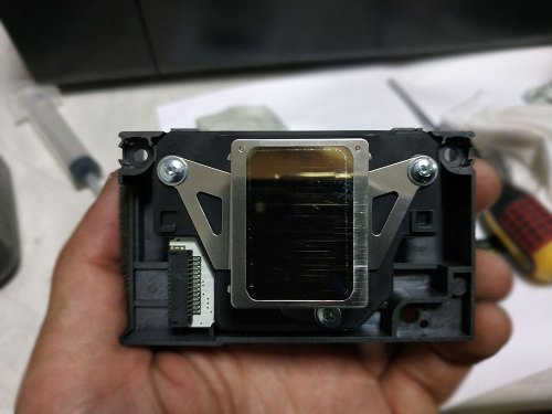 Печатающая головка Epson перед промывкой